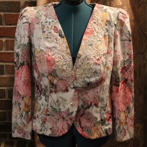 Nah Nah Woman Plus Size 14W Vintage Floral Blazer